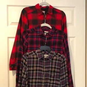 American Eagle women’s flannels